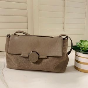 🌿SUPER CUTE GENUINE LEATHER LOUIS ET CIE BAG🌿